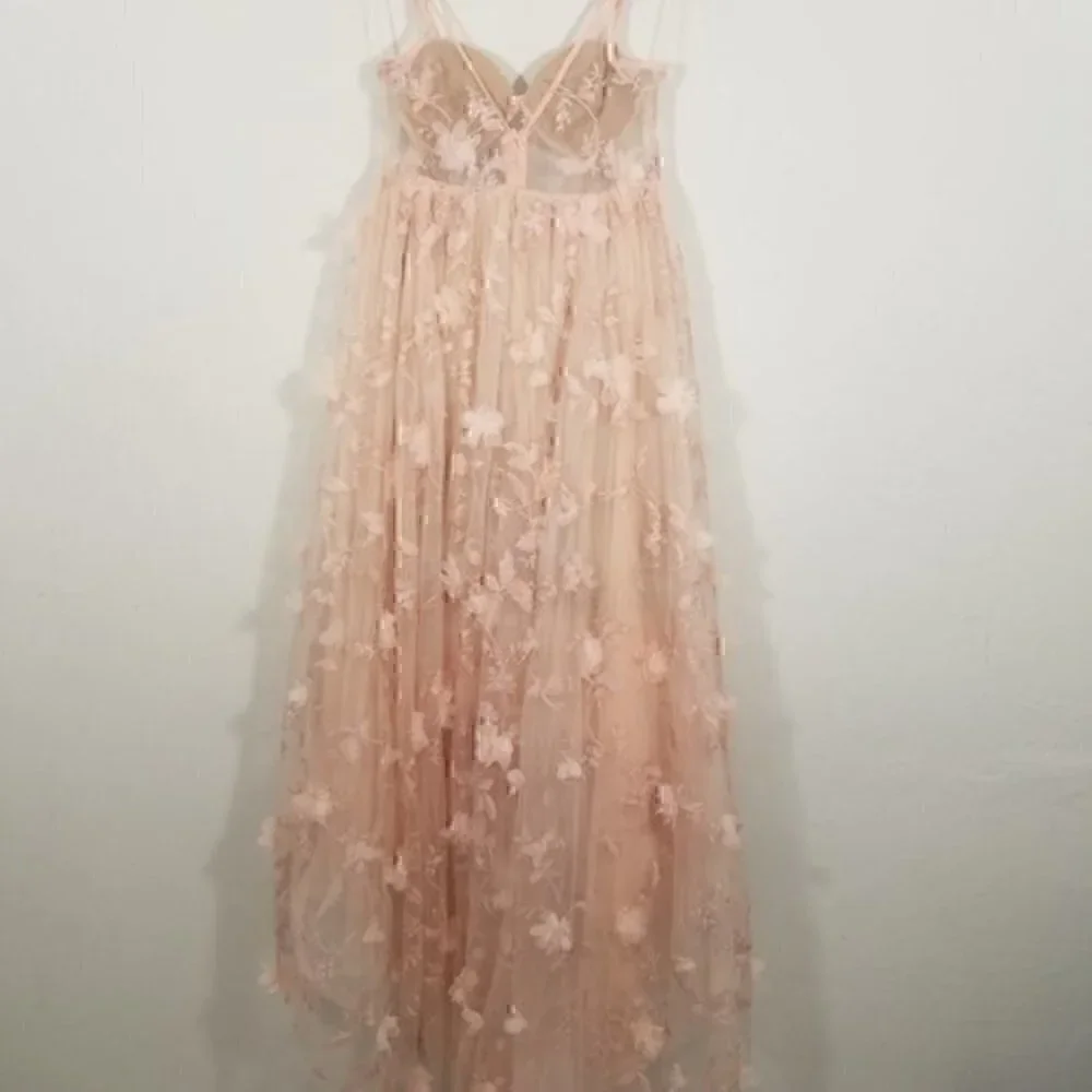 NWT Nichole Lynel Field of Dreams Dress Size M